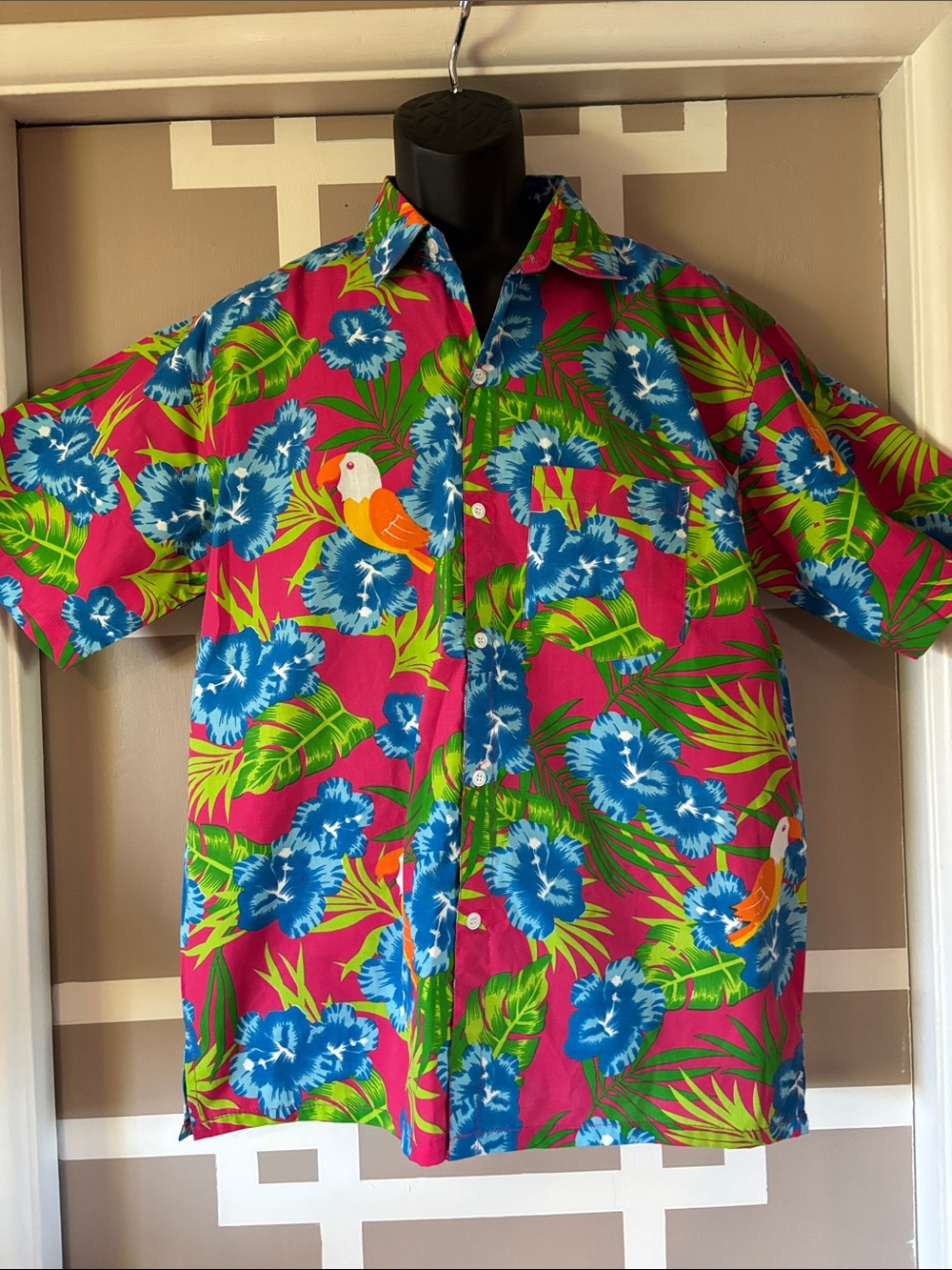 Men's CY Casual Tropical Button-Down Shirt - Pink with Blue Floral NWOT Sz XL